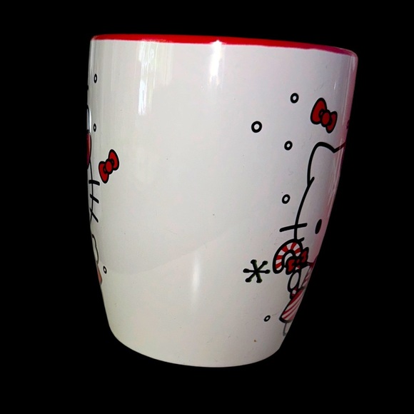 PEPPERMINT CANDY HELLO KITTY CHRISTMAS MUG - Picture 3 of 6